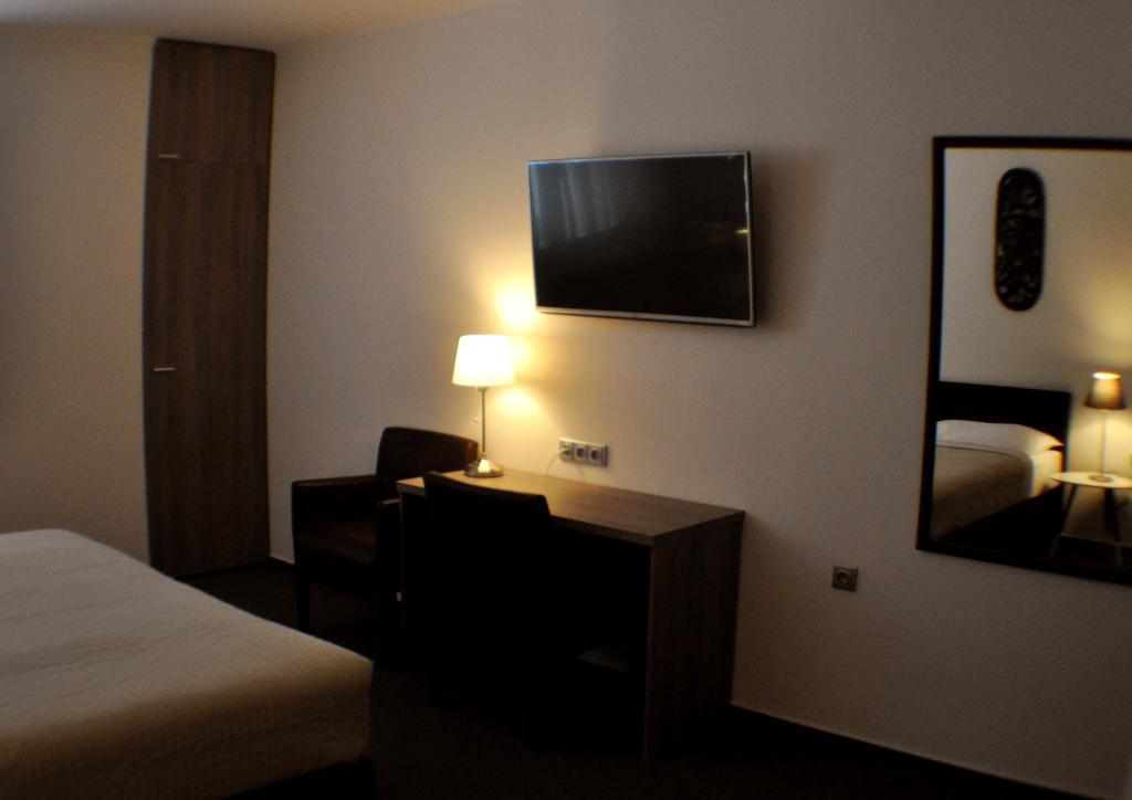 Studia Letcu 2A Apartman Alamóc Kültér fotó